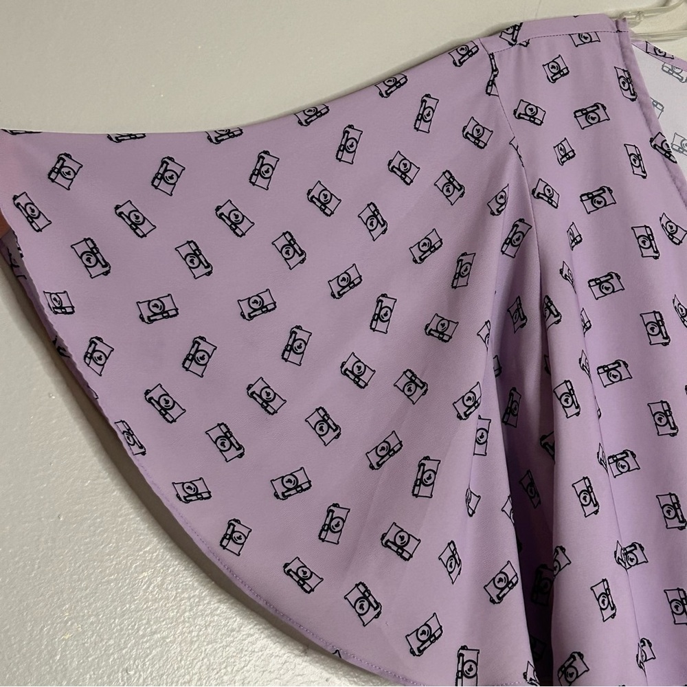 Eloquii Short Flutter Sleeve Blouse Camera Print … - image 2